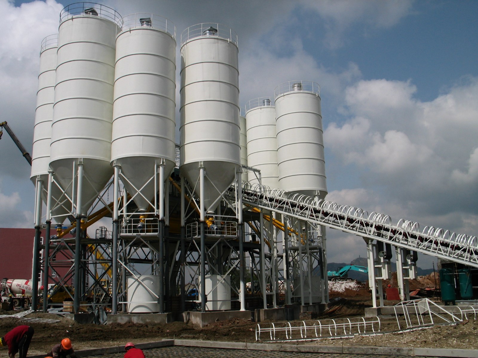 2HZS180(3).jpg 2HZS180(3).jpg